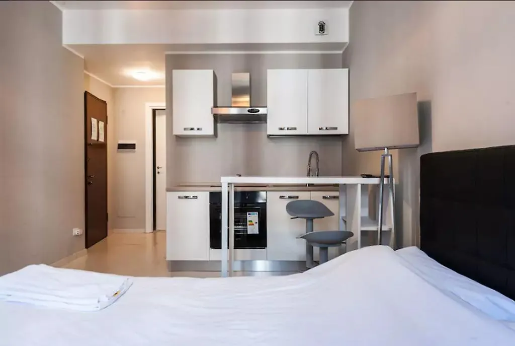 Cadorna Suites ميلان شقة